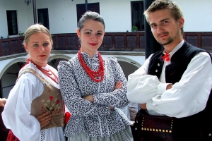 Stroje regionalne Górali Żywieckich wykonywane przez AA 