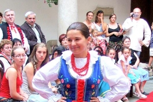 Stroje regionalne Górali Żywieckich wykonywane przez AA 