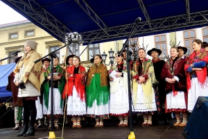Msza w oprawie góralskiej i  Żywiecki Jarmark Bożonarodzeniowy – Rychwałd - Żywiec 2016 - zdjęcie3