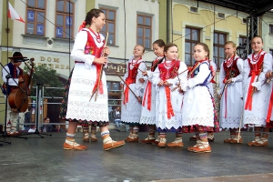 I Dzień Folkloru Dziecięcego - zdjęcie15