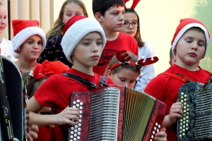 Świąteczny KONCERT 