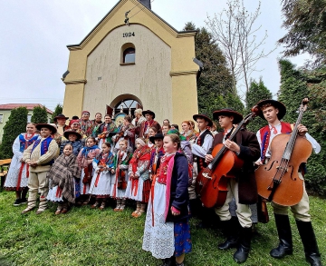 Nabożeństwo majowe w Brzuśniu