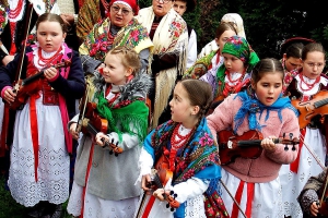 Nabożeństwo majowe w Brzuśniu - zdjęcie22