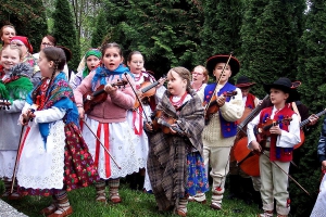 Nabożeństwo majowe w Brzuśniu - zdjęcie12