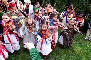 Nabożeństwo majowe w Brzuśniu - zdjęcie7