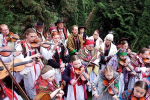 Nabożeństwo majowe w Brzuśniu - zdjęcie4