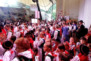 II Dzień Folkloru Dziecięcego w Żywcu - zdjęcie97