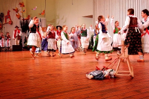 II Dzień Folkloru Dziecięcego w Żywcu - zdjęcie44