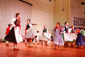 II Dzień Folkloru Dziecięcego w Żywcu - zdjęcie33