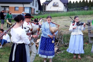 Zielone Świątki w Wieprzu - „Źrej zytko, źrej” - zdjęcie6