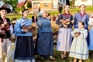 Zielone Świątki w Wieprzu - „Źrej zytko, źrej” - zdjęcie81