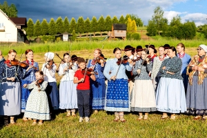 Zielone Świątki w Wieprzu - „Źrej zytko, źrej” - zdjęcie95
