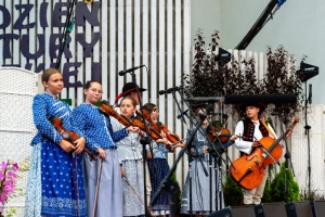 IV Dzień Folkloru Dziecięcego 2025 r - zdjęcie55